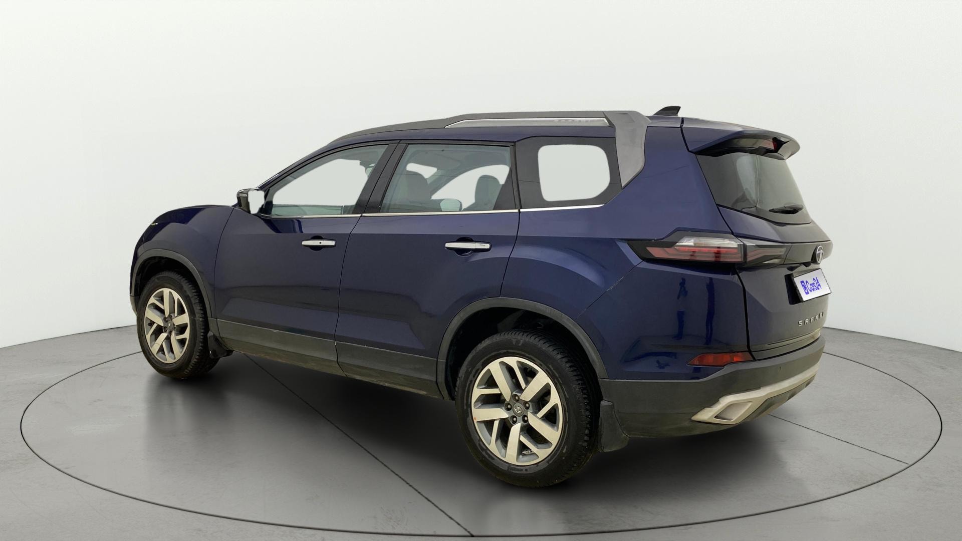 View 2021 Tata Safari XZA Plus Image 2 Used 2021 Tata Safari XZA Plus Image 2