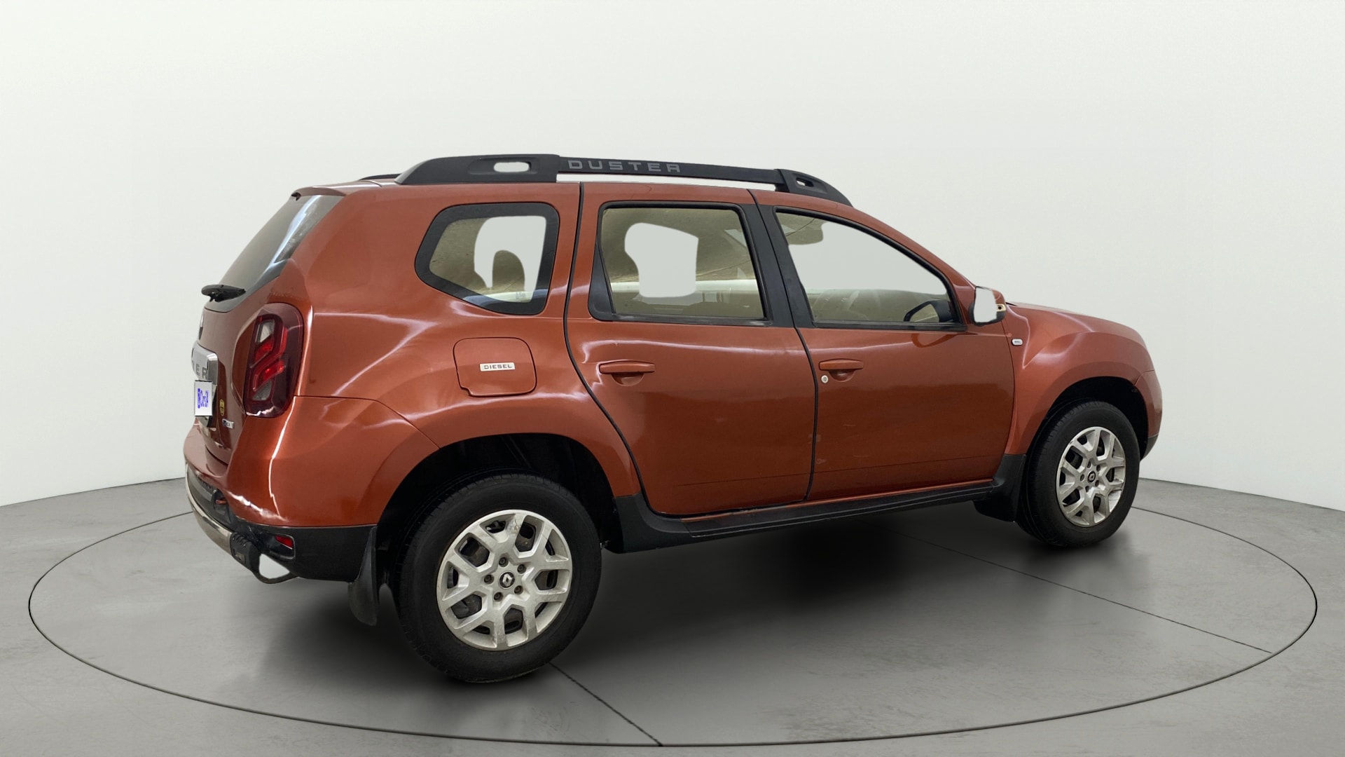 View 2016 Renault Duster Diesel 85PS STD Image 42 Used 2016 Renault Duster Diesel 85PS STD Image 42