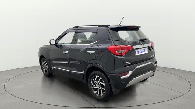 View Mahindra XUV300 Image 2 Used Mahindra XUV300 Image 2