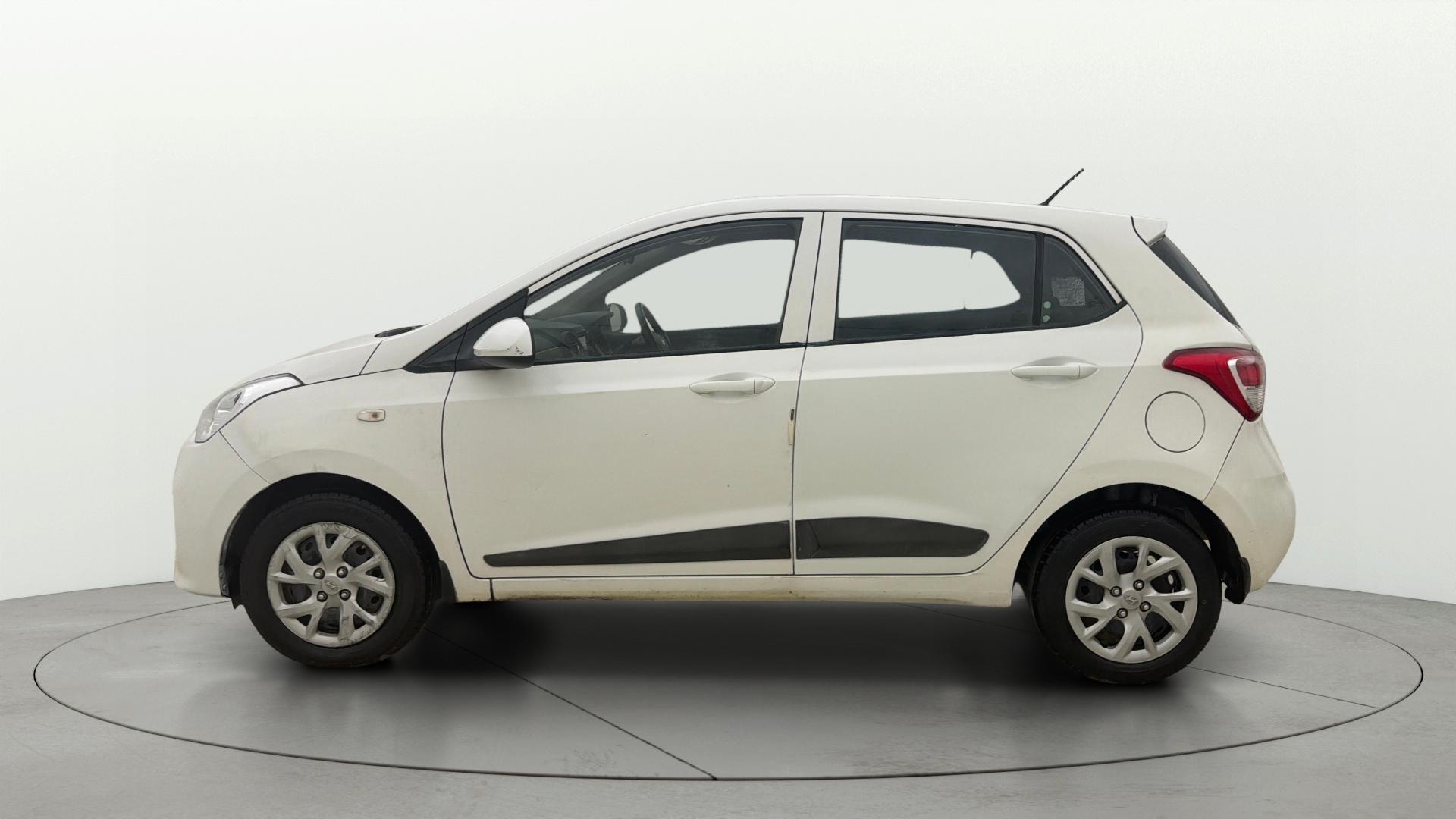 Used 2017 Hyundai Grand i10 Used 2017 Hyundai Grand i10