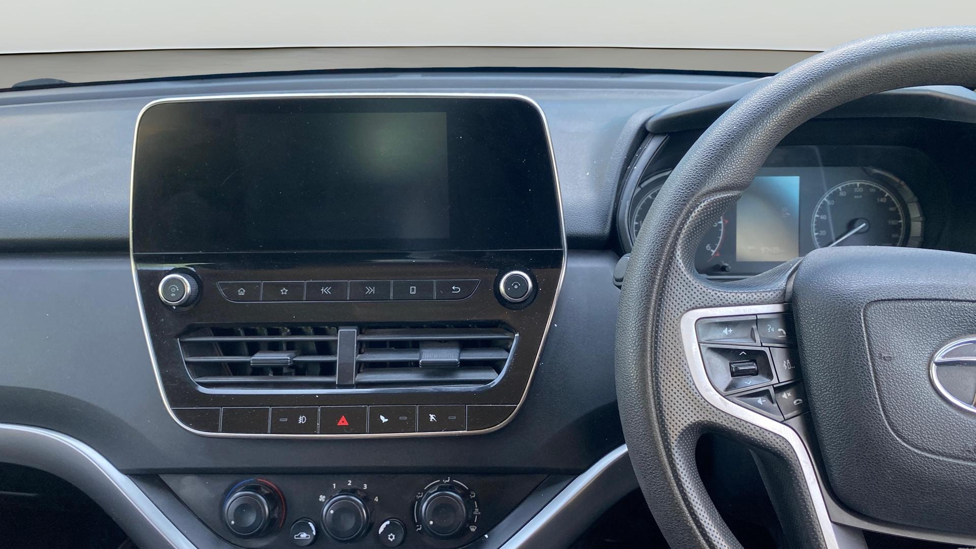 View 2021 Tata Harrier XE Image 17 Used 2021 Tata Harrier XE Image 17