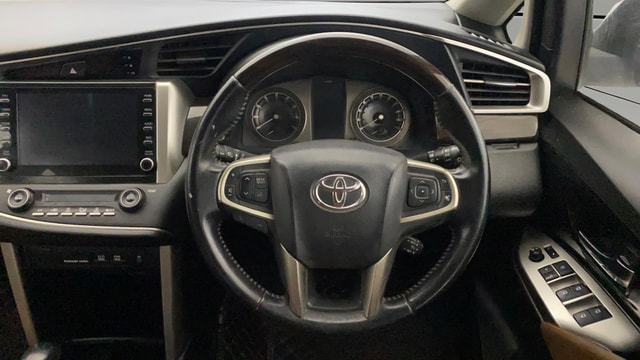 View Toyota Innova Crysta Image 14 Used Toyota Innova Crysta Image 14