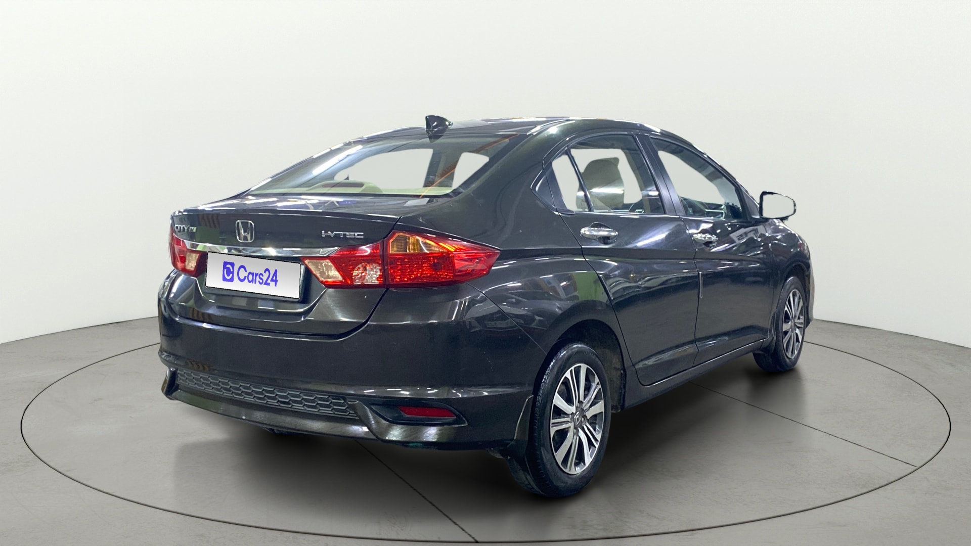 View 2019 Honda City ZX MT Diesel Anniversary Edition Image 45 Used 2019 Honda City ZX MT Diesel Anniversary Edition Image 45