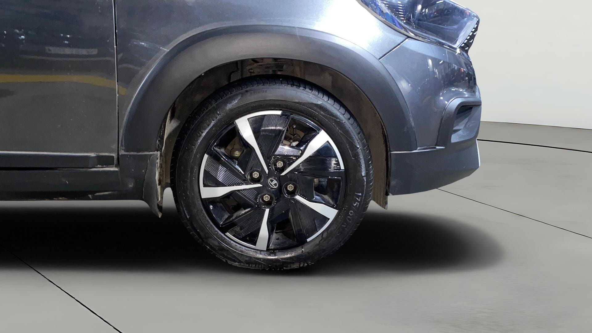View 2025 Tata Tiago NRG XZ Revotron AMT Image 41 Used 2025 Tata Tiago NRG XZ Revotron AMT Image 41
