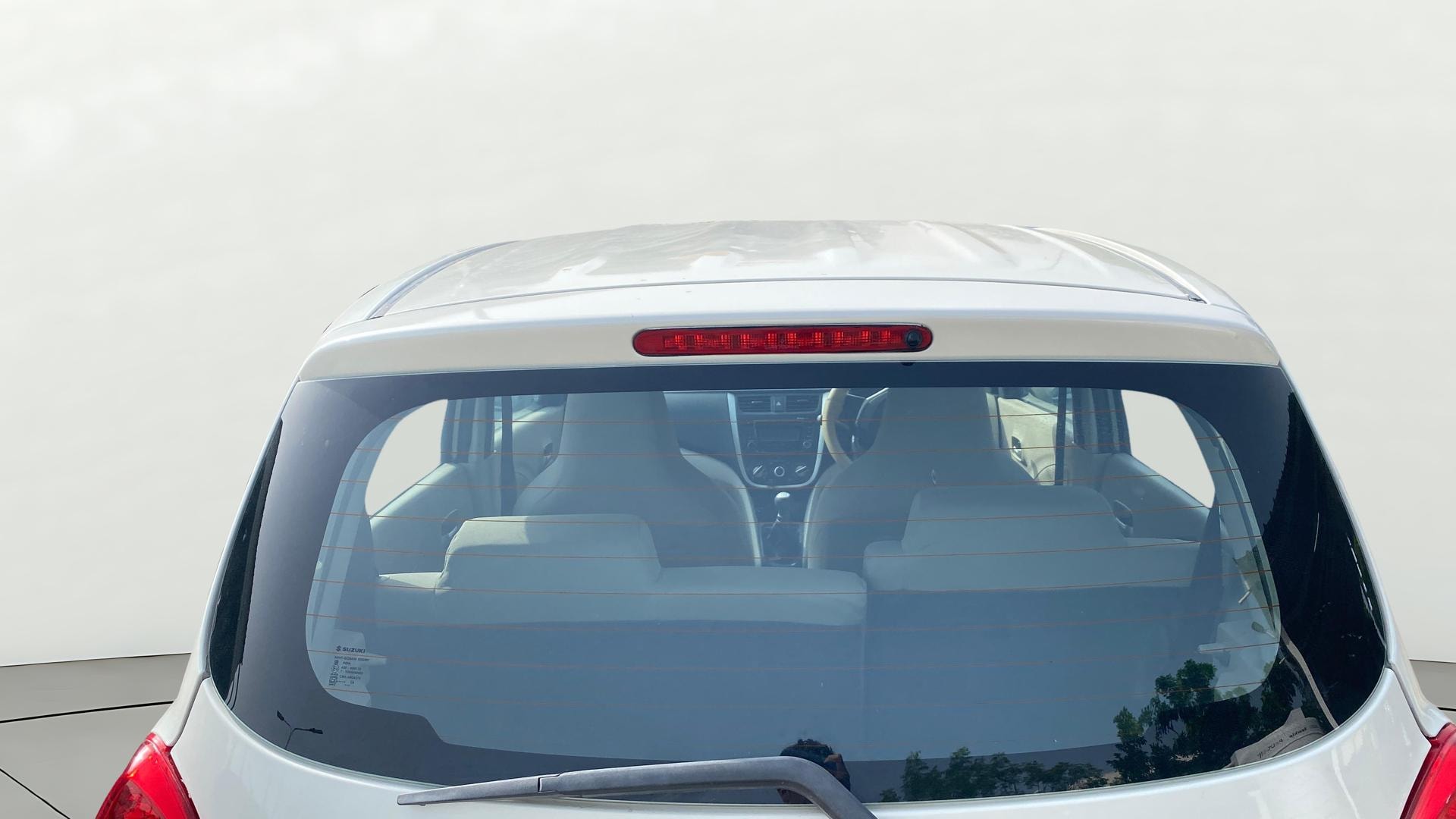 View 2020 Maruti Suzuki 1000 Base Variant Image 3 Used 2020 Maruti Suzuki 1000 Base Variant Image 3