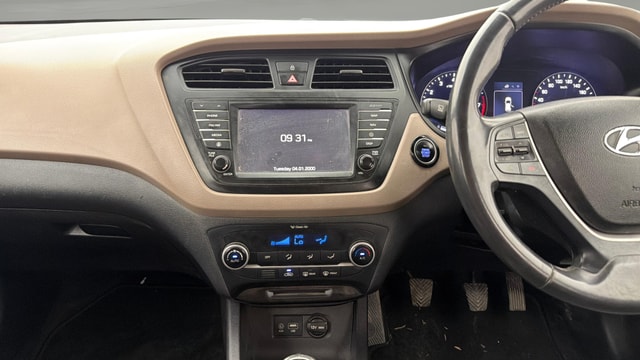 View Hyundai Elite i20 Image 17 Used Hyundai Elite i20 Image 17