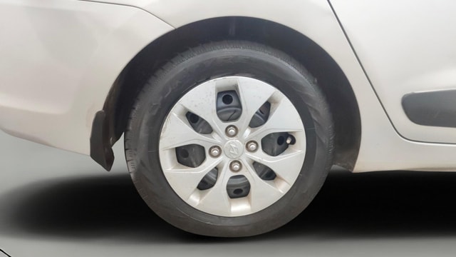 View Hyundai Xcent Image 23 Used Hyundai Xcent Image 23