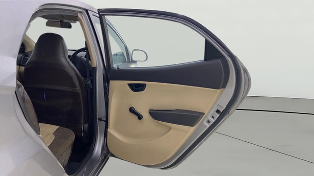 View Hyundai EON Image 7 Used Hyundai EON Image 7