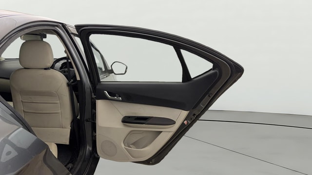 View Tata Tigor Image 5 Used Tata Tigor Image 5