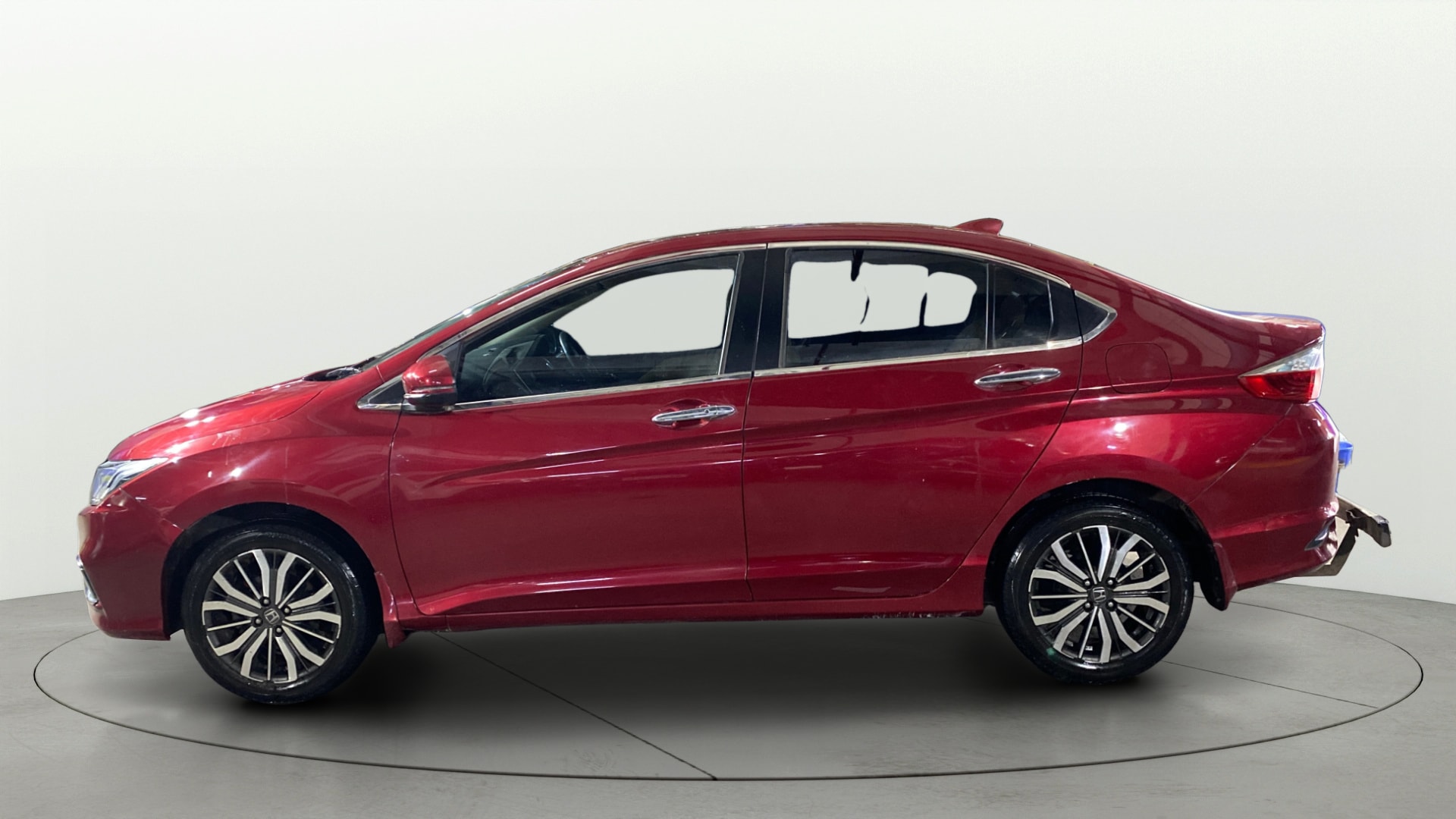 View 2019 Honda City ZX MT Diesel Anniversary Edition Image 6 Used 2019 Honda City ZX MT Diesel Anniversary Edition Image 6