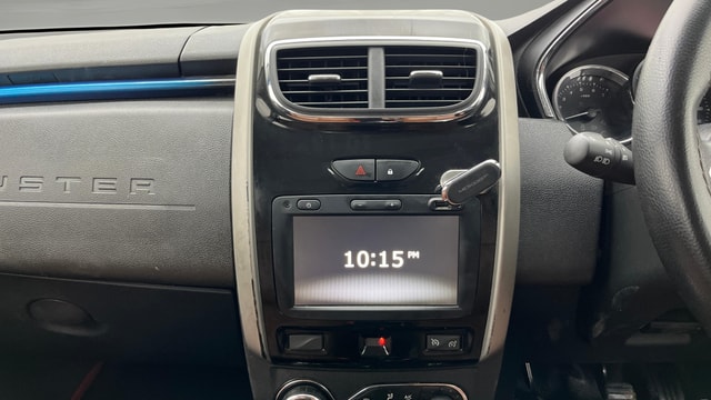 View Renault Duster Image 17 Used Renault Duster Image 17