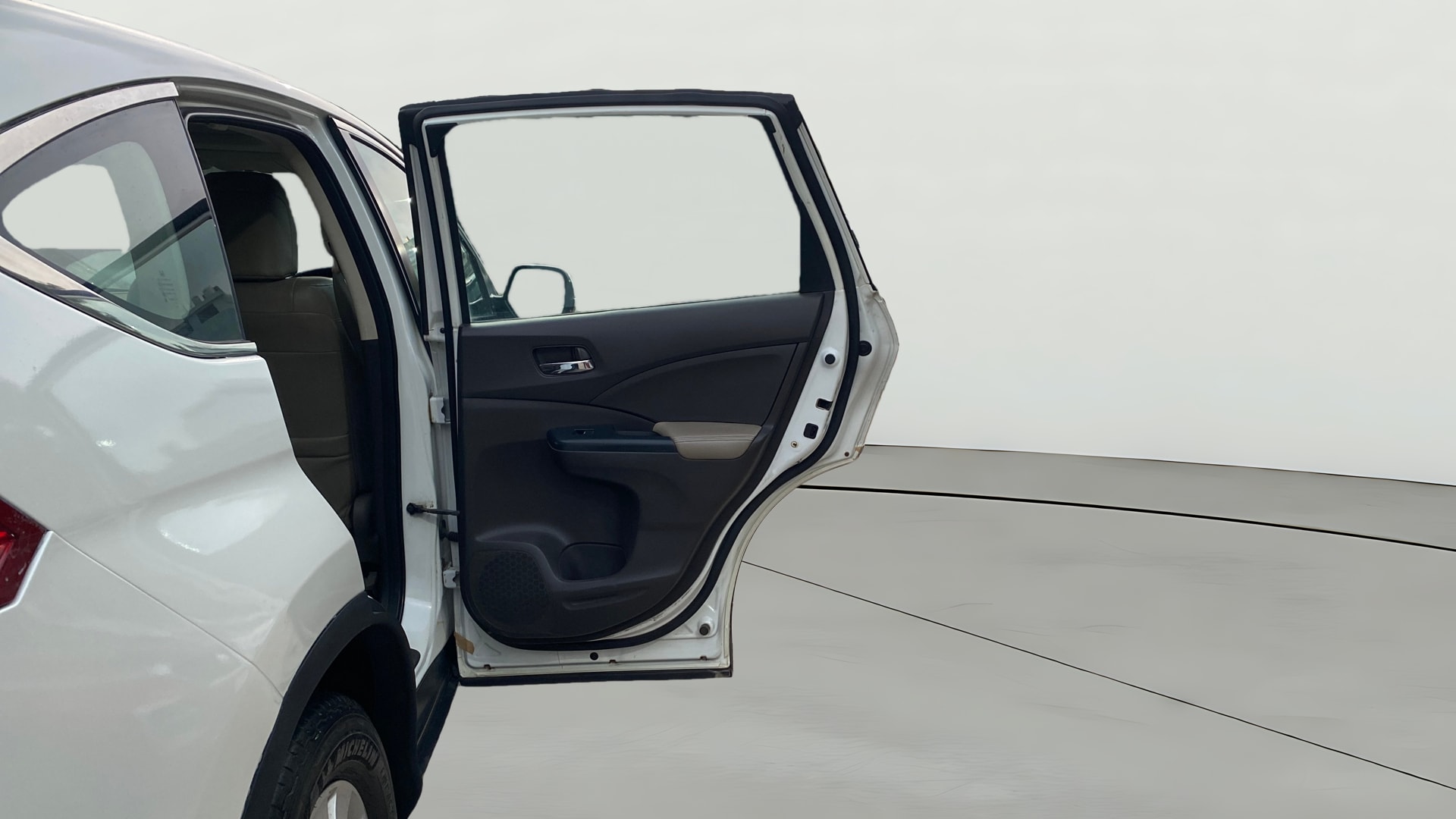 View 2018 Honda CR-V 2.0L AT Petrol Image 8 Used 2018 Honda CR-V 2.0L AT Petrol Image 8
