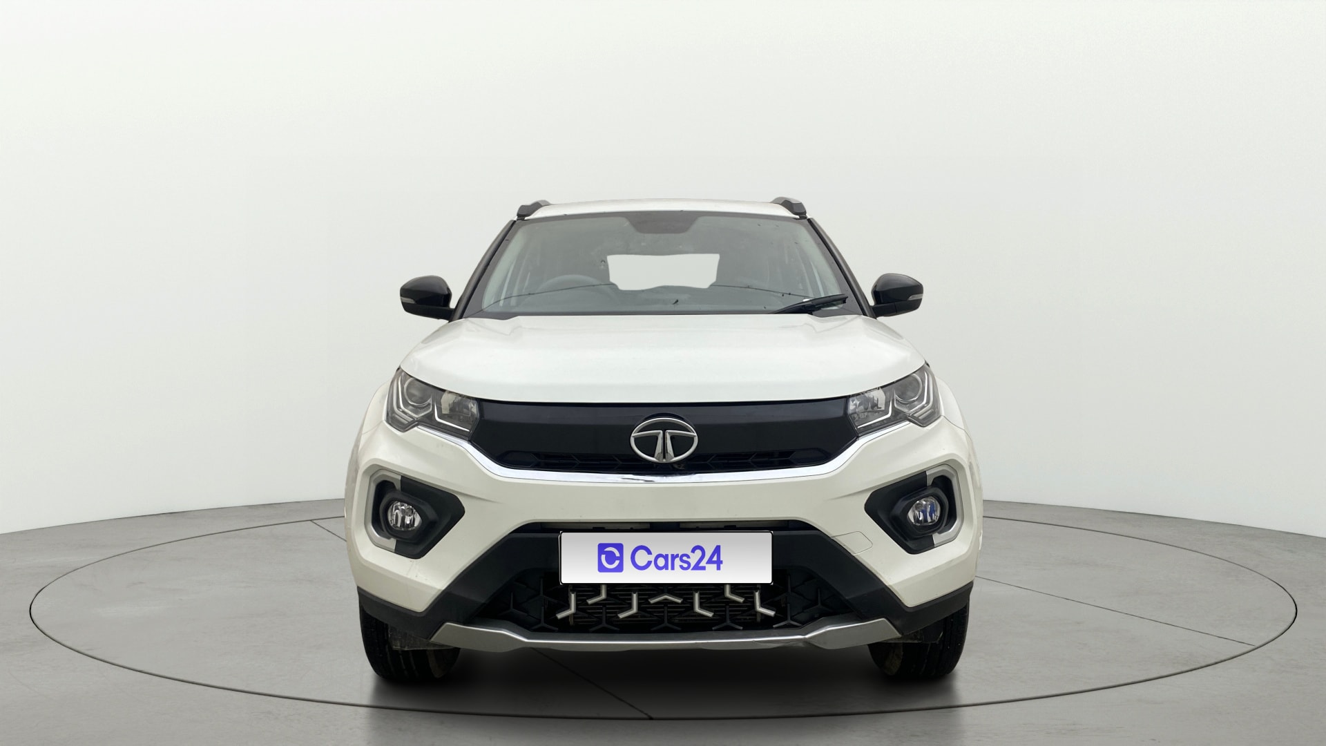 View 2024 Tata Nexon Revotron XZ Plus Lux Image 1 Used 2024 Tata Nexon Revotron XZ Plus Lux Image 1