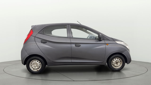 View Hyundai EON Image 8 Used Hyundai EON Image 8