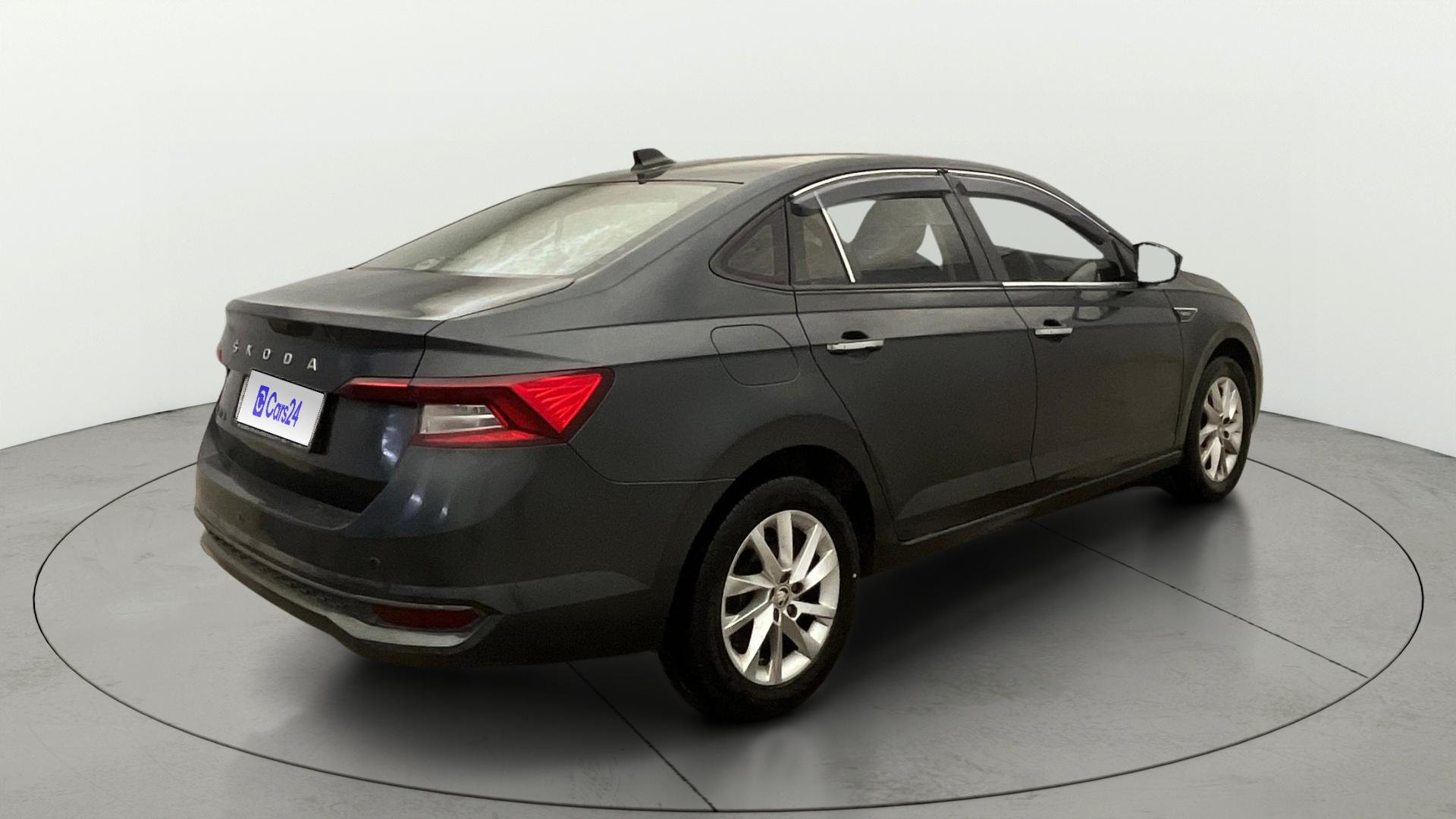 View 2023 Skoda Slavia Ambition 1.0 TSI AT Image 44 Used 2023 Skoda Slavia Ambition 1.0 TSI AT Image 44