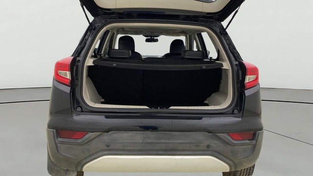 View Mahindra XUV300 Image 40 Used Mahindra XUV300 Image 40