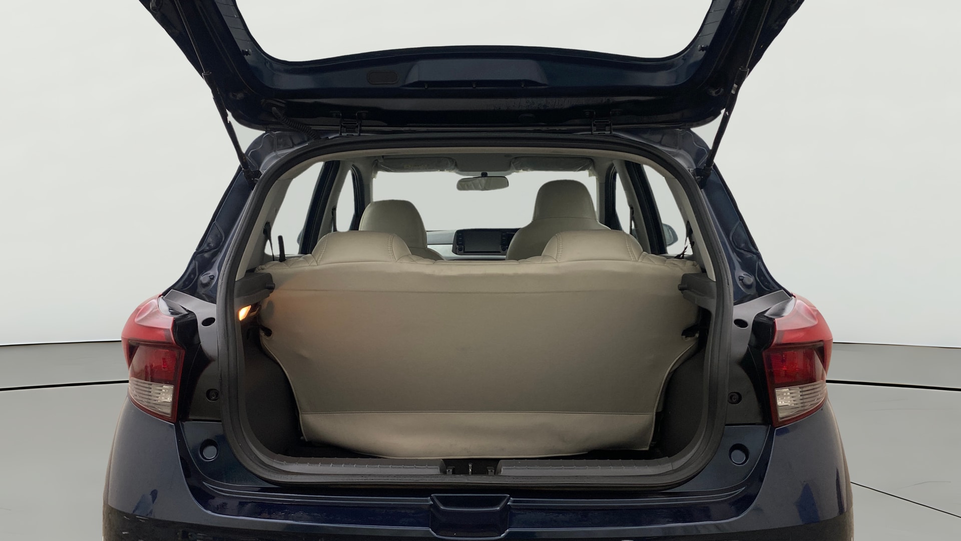 View 2023 Hyundai Grand i10 Nios Sportz Petrol Image 38 Used 2023 Hyundai Grand i10 Nios Sportz Petrol Image 38
