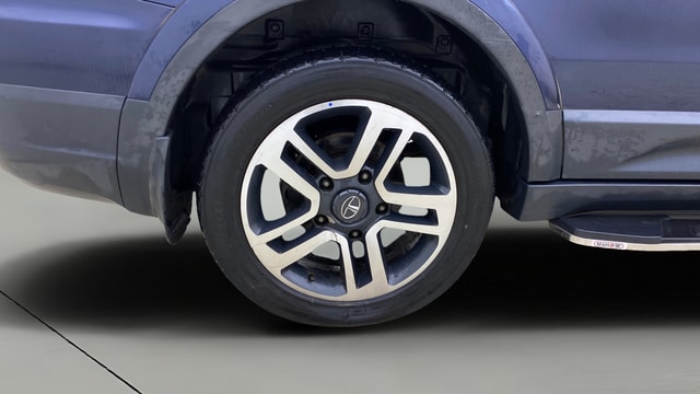 View Tata Hexa Image 35 Used Tata Hexa Image 35