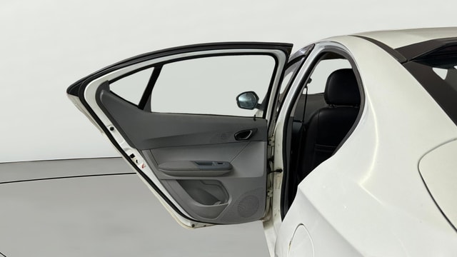 View Tata Tigor Image 22 Used Tata Tigor Image 22