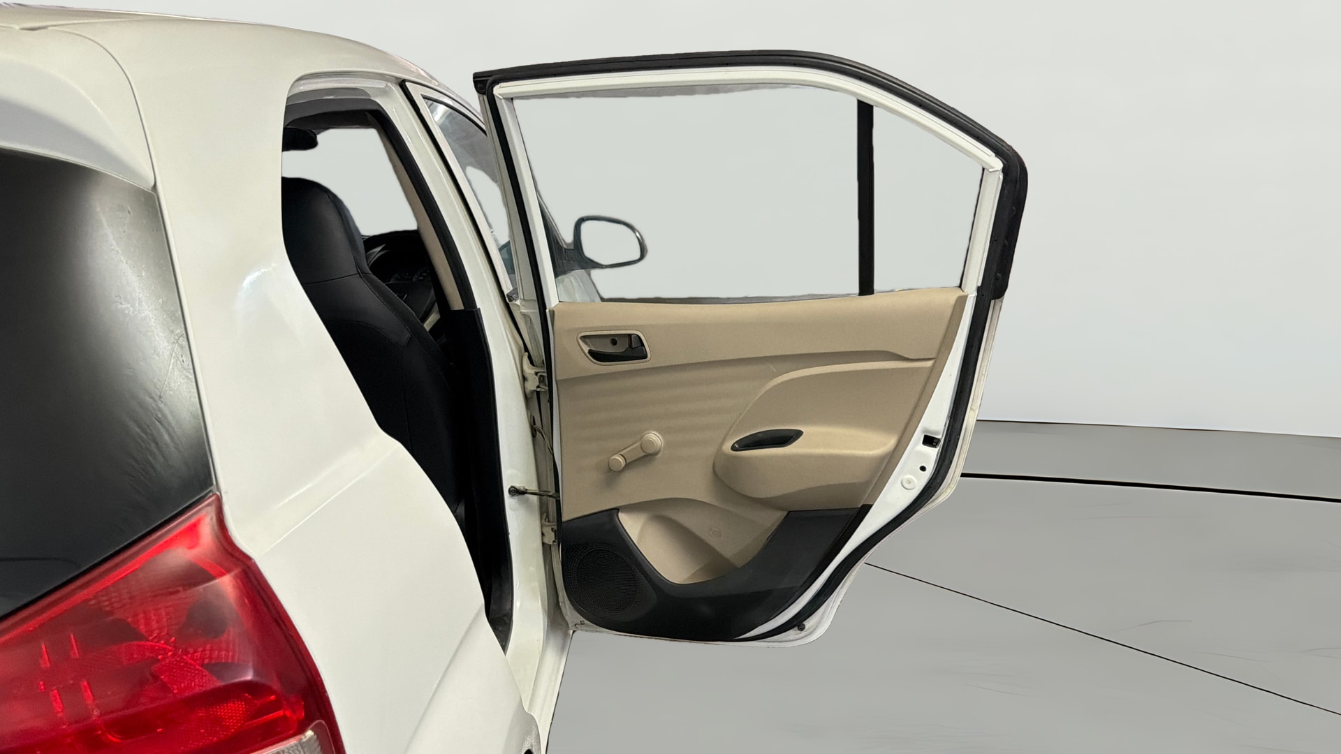 View 2019 Hyundai New Santro D-Lite Petrol Image 7 Used 2019 Hyundai New Santro D-Lite Petrol Image 7