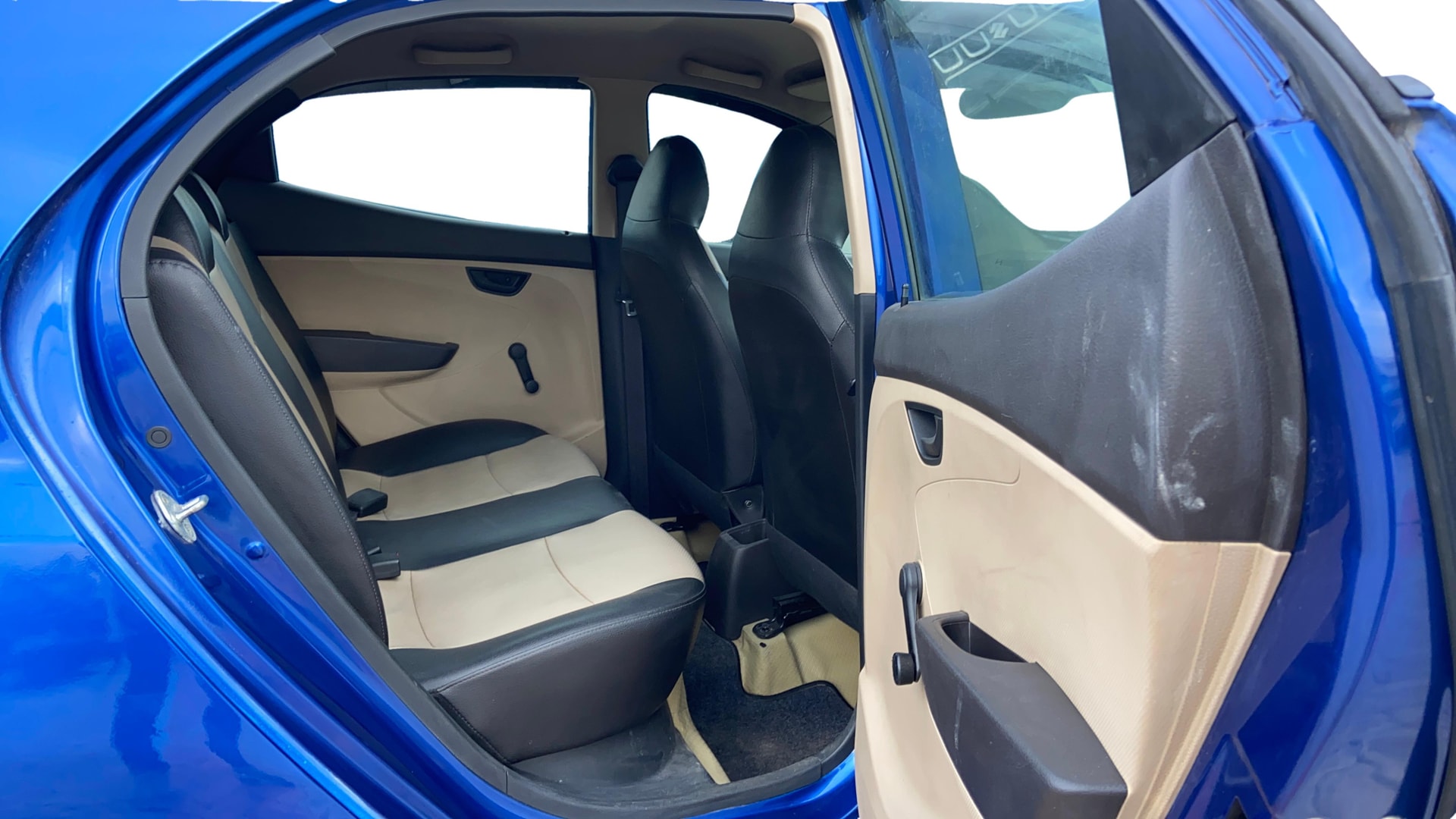 View 2016 Hyundai EON Era Plus Image 29 Used 2016 Hyundai EON Era Plus Image 29