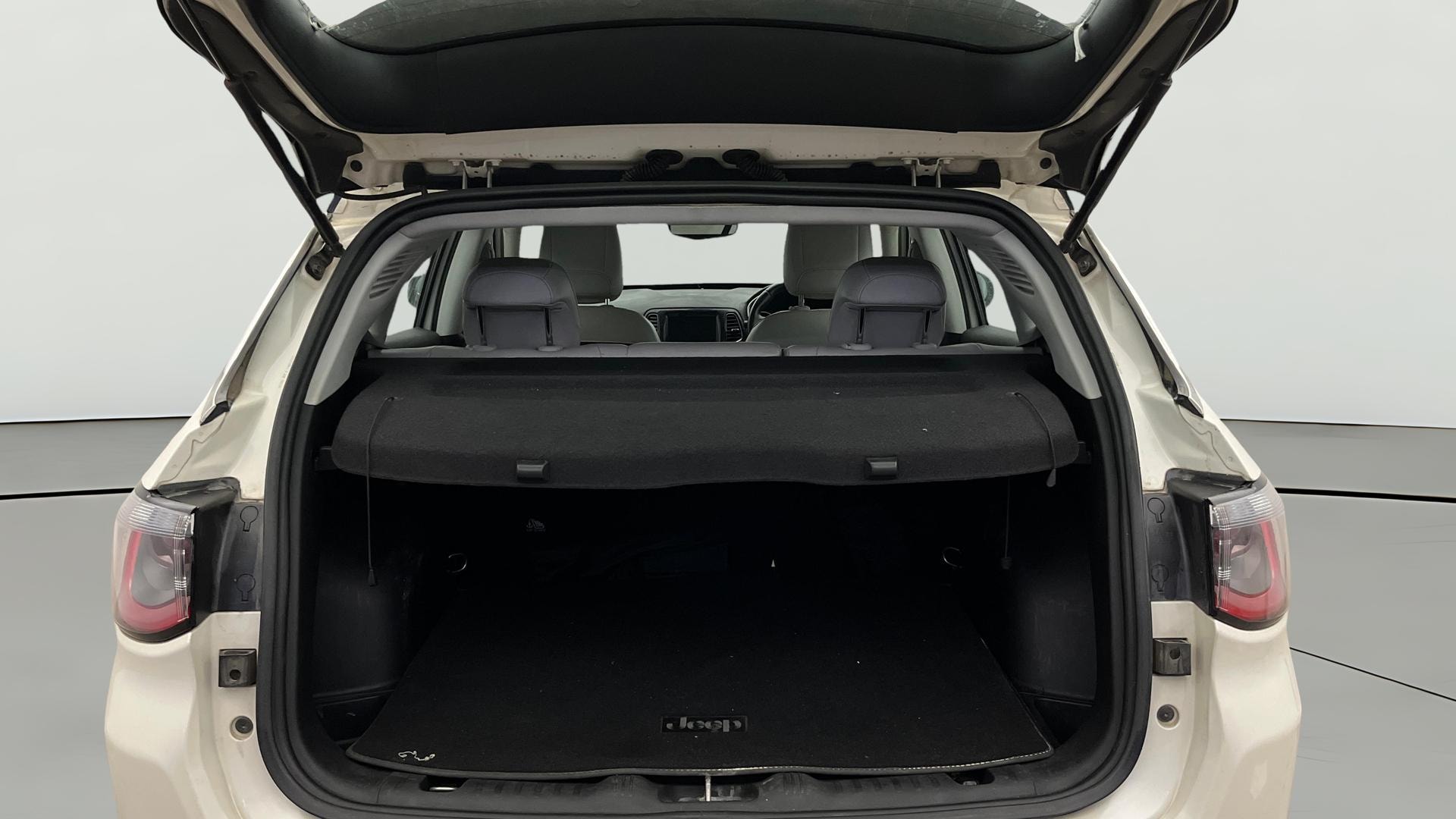 View 2019 Jeep Compass Limited Plus AT Image 41 Used 2019 Jeep Compass Limited Plus AT Image 41