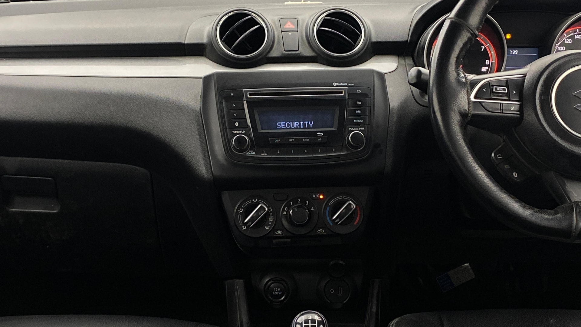 View 2019 Maruti Suzuki 1000 Base Variant Image 17 Used 2019 Maruti Suzuki 1000 Base Variant Image 17