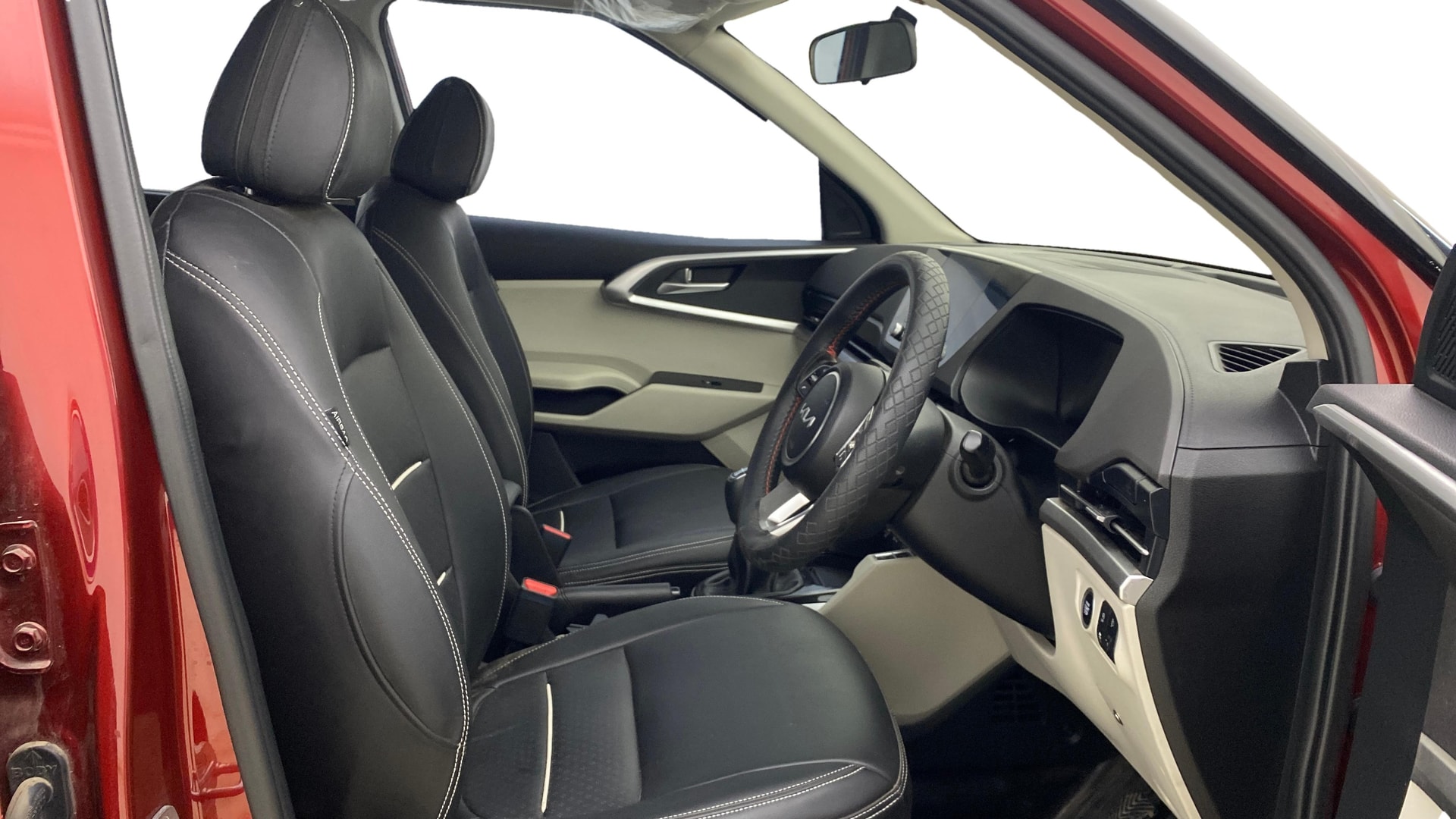 View 2024 Kia Carens Prestige 1.5 Petrol 7 STR Image 19 Used 2024 Kia Carens Prestige 1.5 Petrol 7 STR Image 19