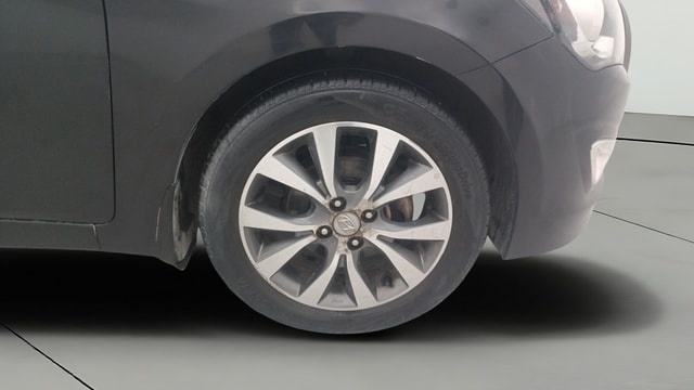 View Hyundai Verna Image 40 Used Hyundai Verna Image 40