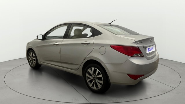 View Hyundai Fluidic Verna Image 2 Used Hyundai Fluidic Verna Image 2