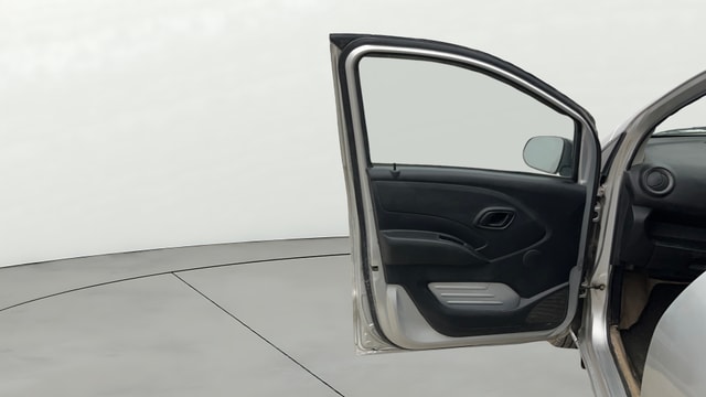 View Datsun Redi GO Image 35 Used Datsun Redi GO Image 35