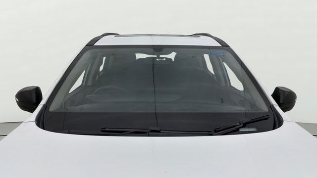 View Mahindra XUV700 Image 32 Used Mahindra XUV700 Image 32