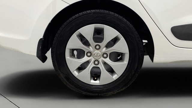 View Hyundai Xcent Image 23 Used Hyundai Xcent Image 23