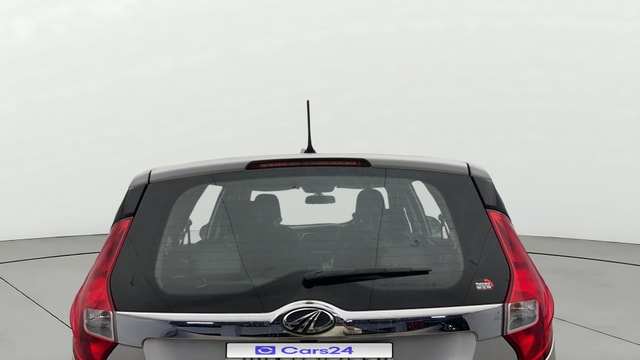 View Mahindra Marazzo Image 4 Used Mahindra Marazzo Image 4