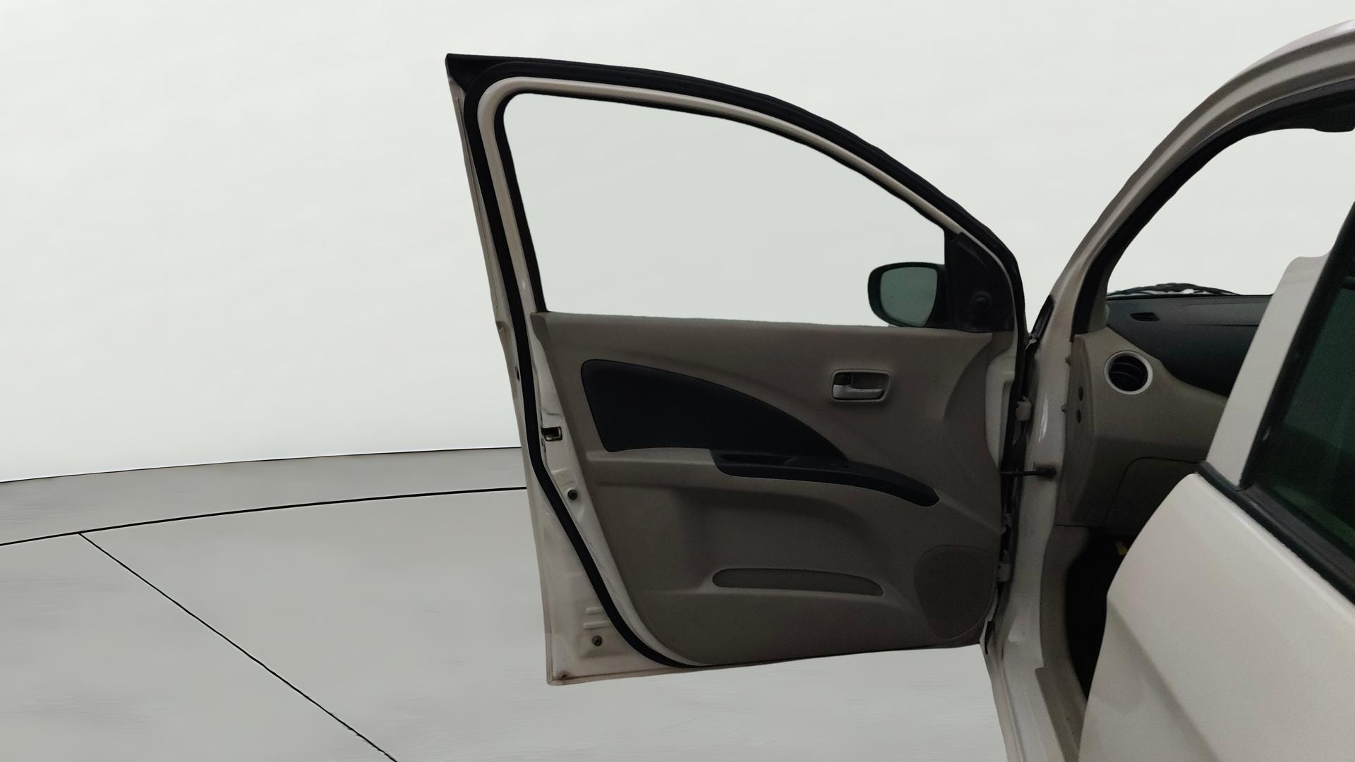 View 2014 Maruti Suzuki 1000 Base Variant Image 30 Used 2014 Maruti Suzuki 1000 Base Variant Image 30