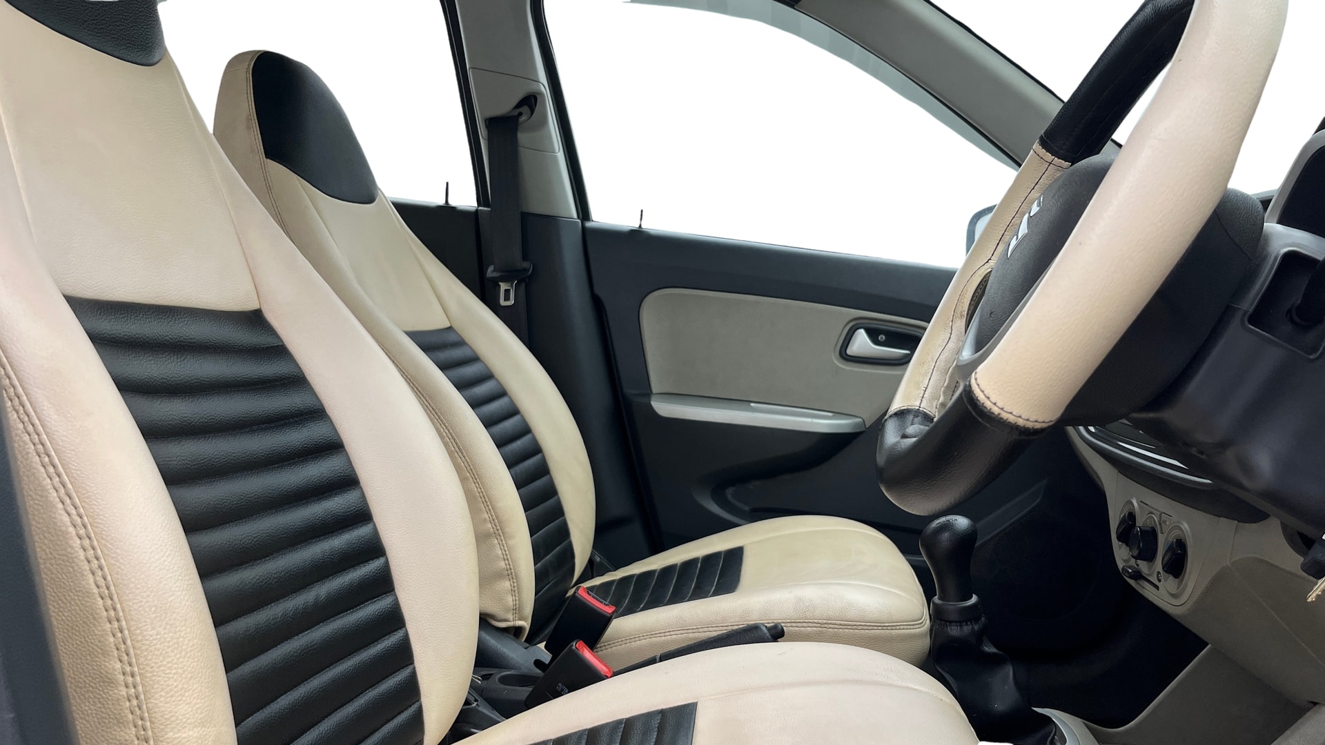 View 2016 Maruti Suzuki Alto K10 LX Image 25 Used 2016 Maruti Suzuki Alto K10 LX Image 25