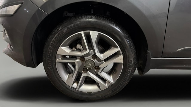 View Tata Tigor Image 33 Used Tata Tigor Image 33