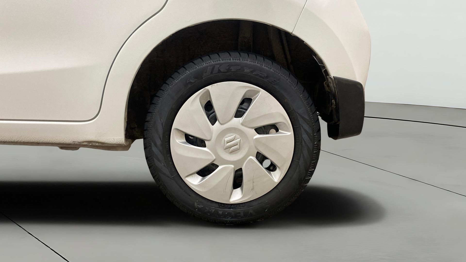 View 2019 Maruti Suzuki 1000 Base Variant Image 11 Used 2019 Maruti Suzuki 1000 Base Variant Image 11
