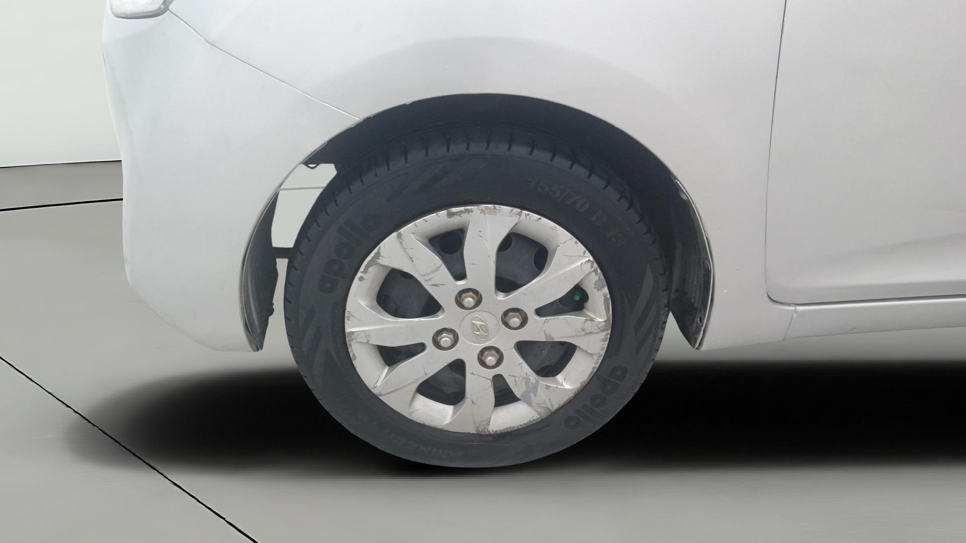 View 2014 Hyundai EON Magna Plus Image 27 Used 2014 Hyundai EON Magna Plus Image 27