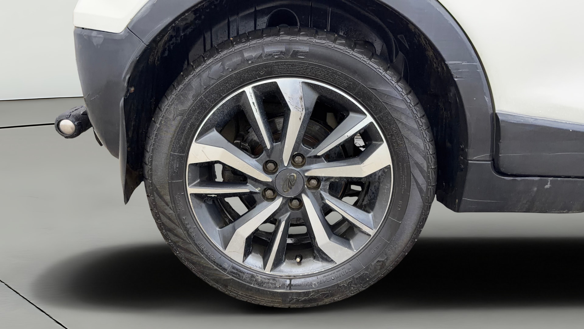 View 2019 Mahindra XUV300 W4 Petrol BS IV Image 25 Used 2019 Mahindra XUV300 W4 Petrol BS IV Image 25