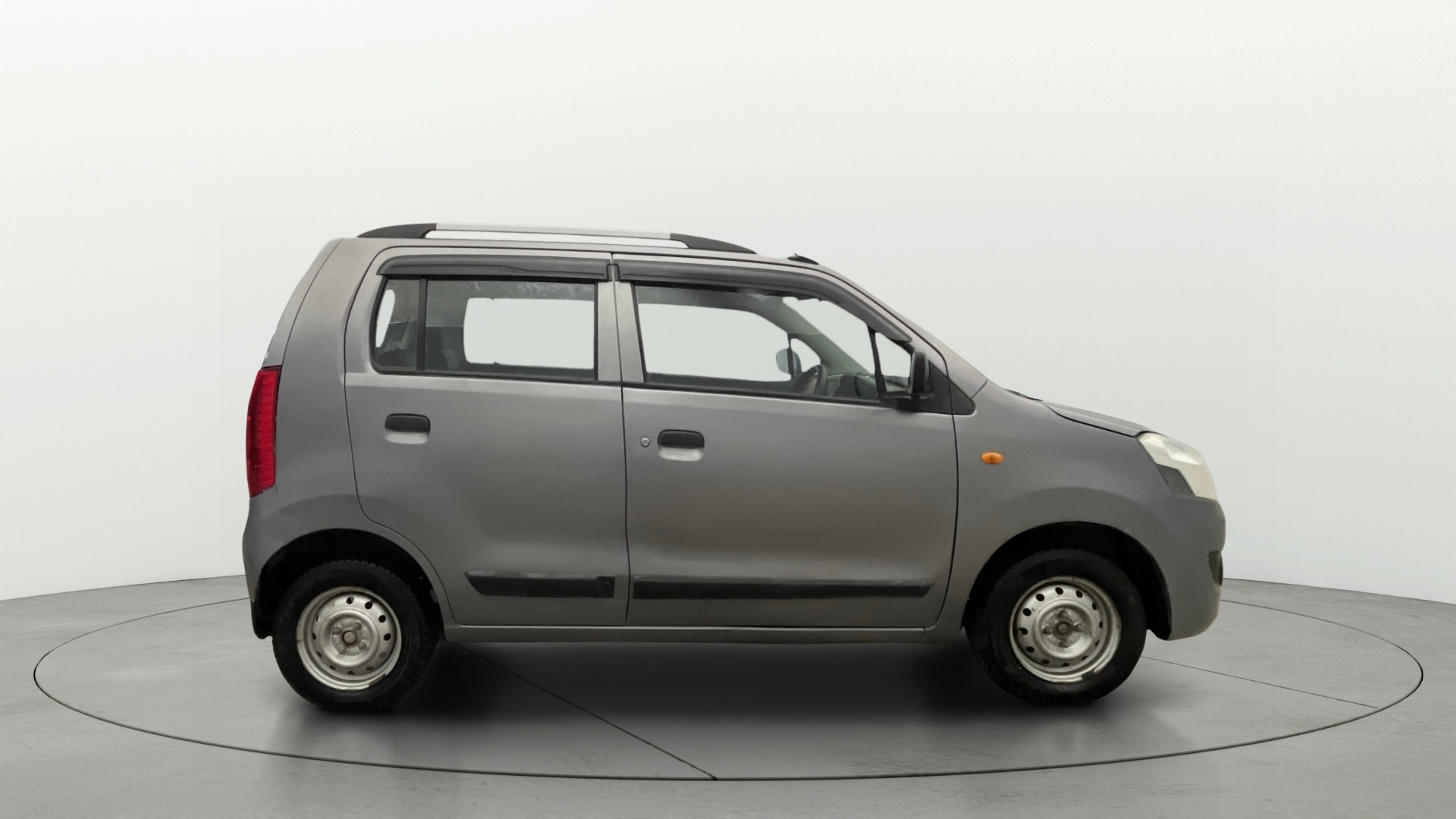 View 2017 Maruti Suzuki 1000 Base Variant Image 8 Used 2017 Maruti Suzuki 1000 Base Variant Image 8