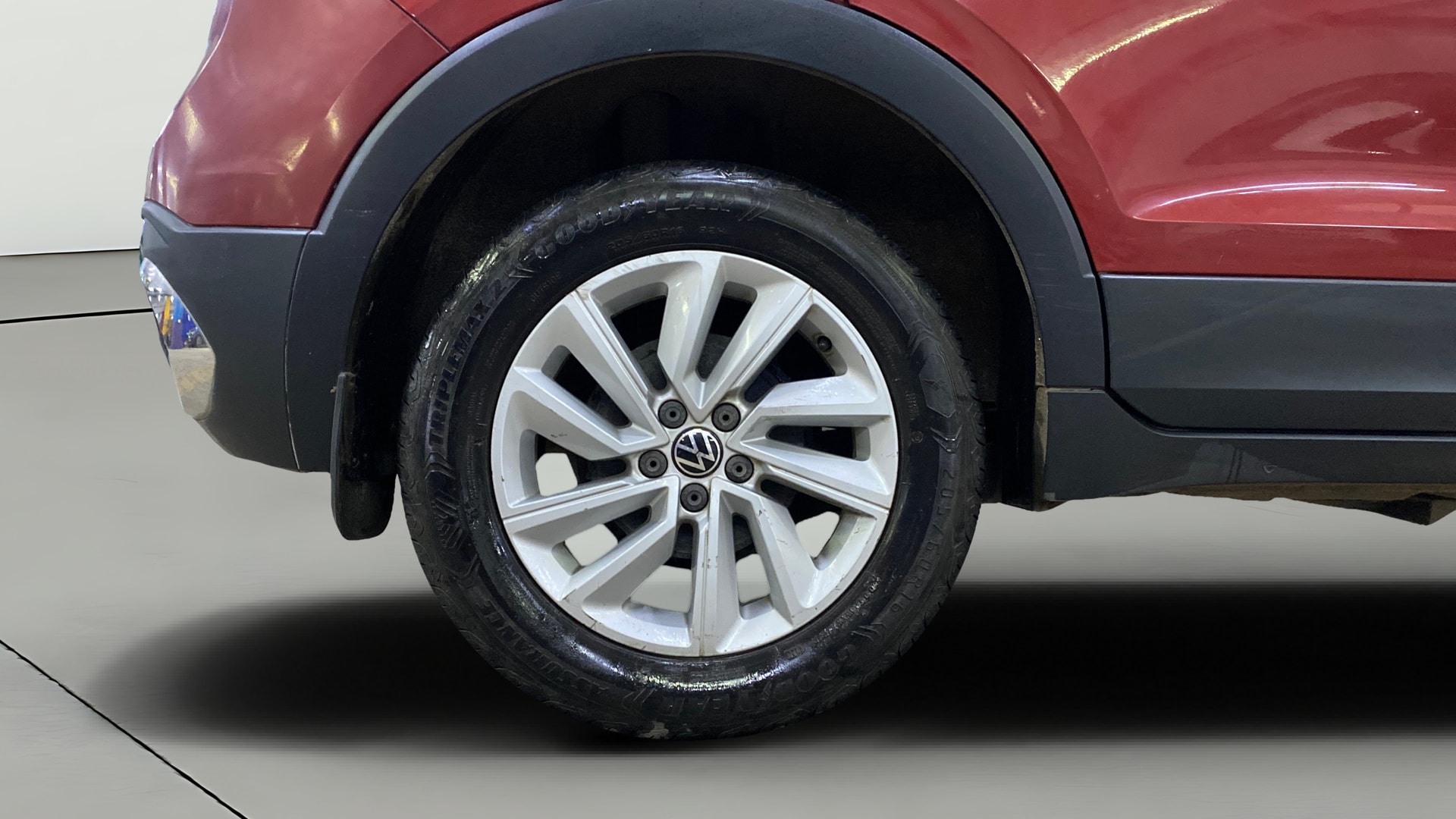 View 2023 Volkswagen Taigun 1.0 TSI Highline MT Image 24 Used 2023 Volkswagen Taigun 1.0 TSI Highline MT Image 24