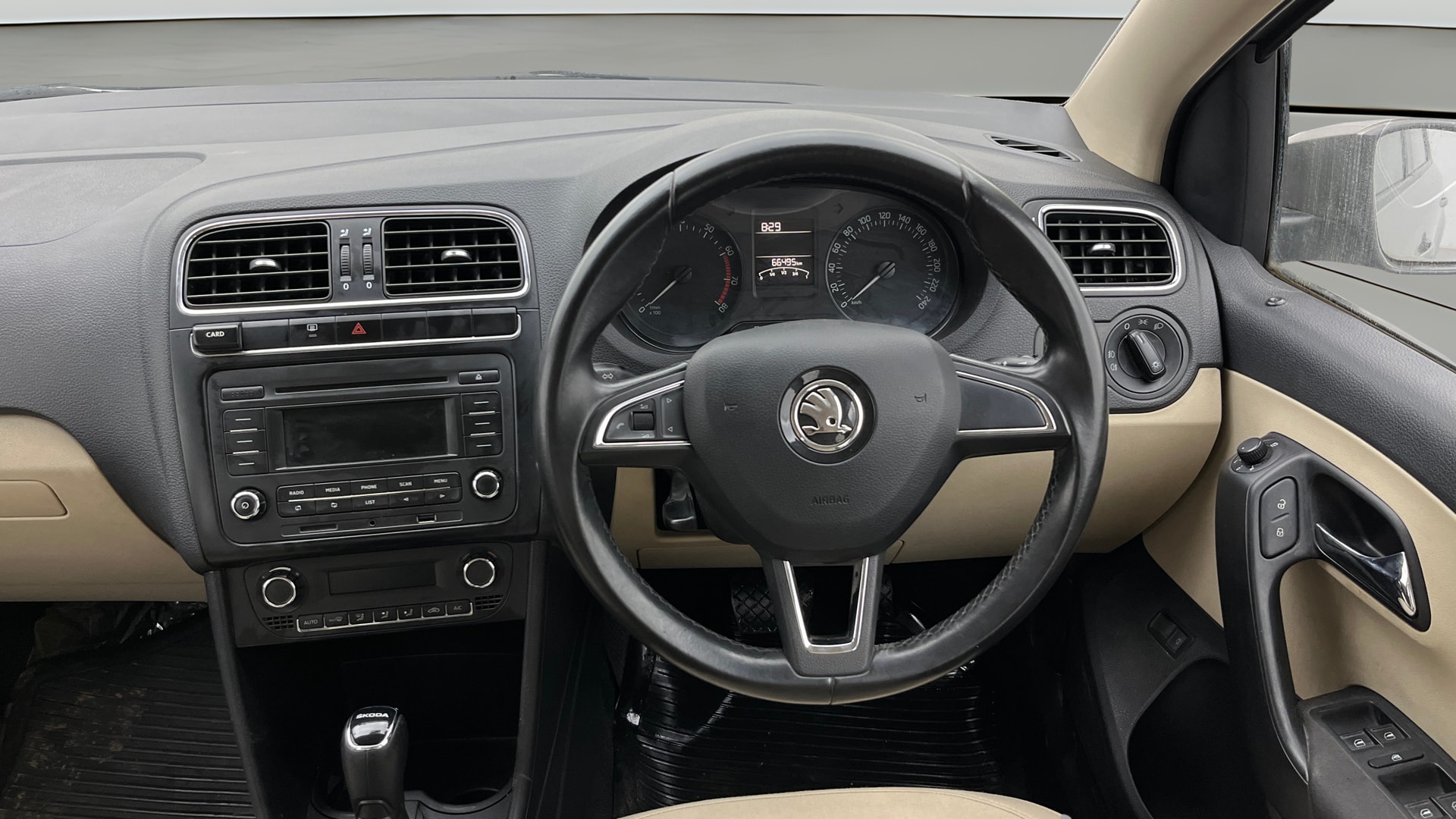View 2018 Skoda Rapid 1.6 MPI Ambition Petrol AT BS IV Image 20 Used 2018 Skoda Rapid 1.6 MPI Ambition Petrol AT BS IV Image 20