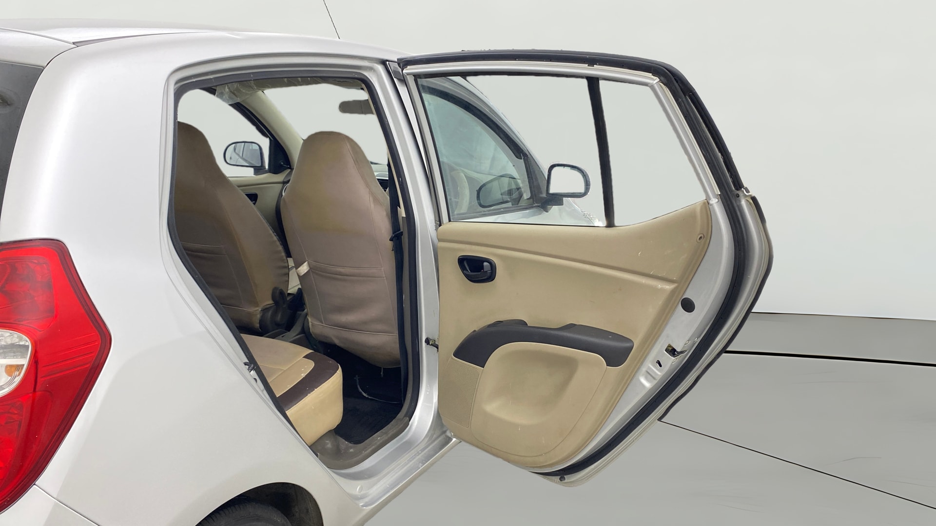 View 2015 Hyundai i10 1.1 Magna Image 7 Used 2015 Hyundai i10 1.1 Magna Image 7