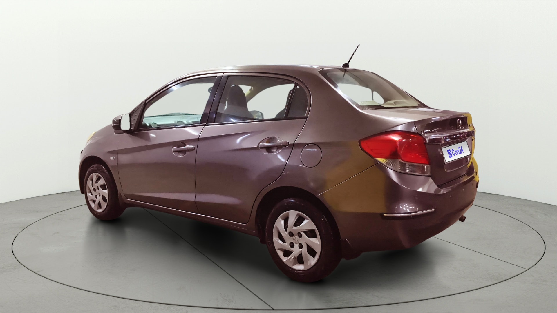 View 2015 Honda Amaze E MT Petrol BS IV Image 2 Used 2015 Honda Amaze E MT Petrol BS IV Image 2