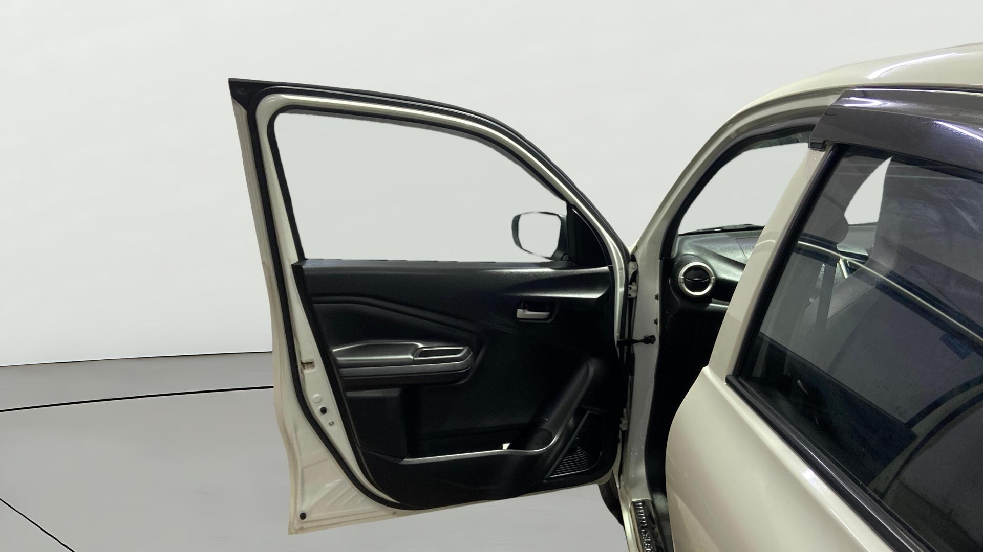 View 2024 Maruti Suzuki 1000 Base Variant Image 38 Used 2024 Maruti Suzuki 1000 Base Variant Image 38