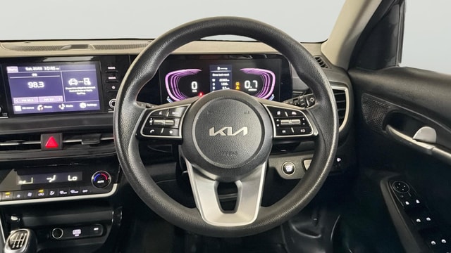 View Kia Seltos Image 13 Used Kia Seltos Image 13