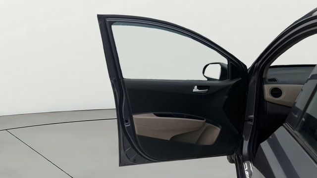 View Hyundai Grand i10 Image 32 Used Hyundai Grand i10 Image 32