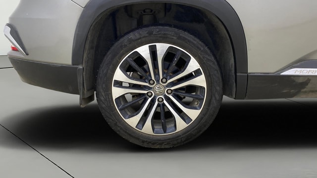 View MG Hector Plus Image 35 Used MG Hector Plus Image 35