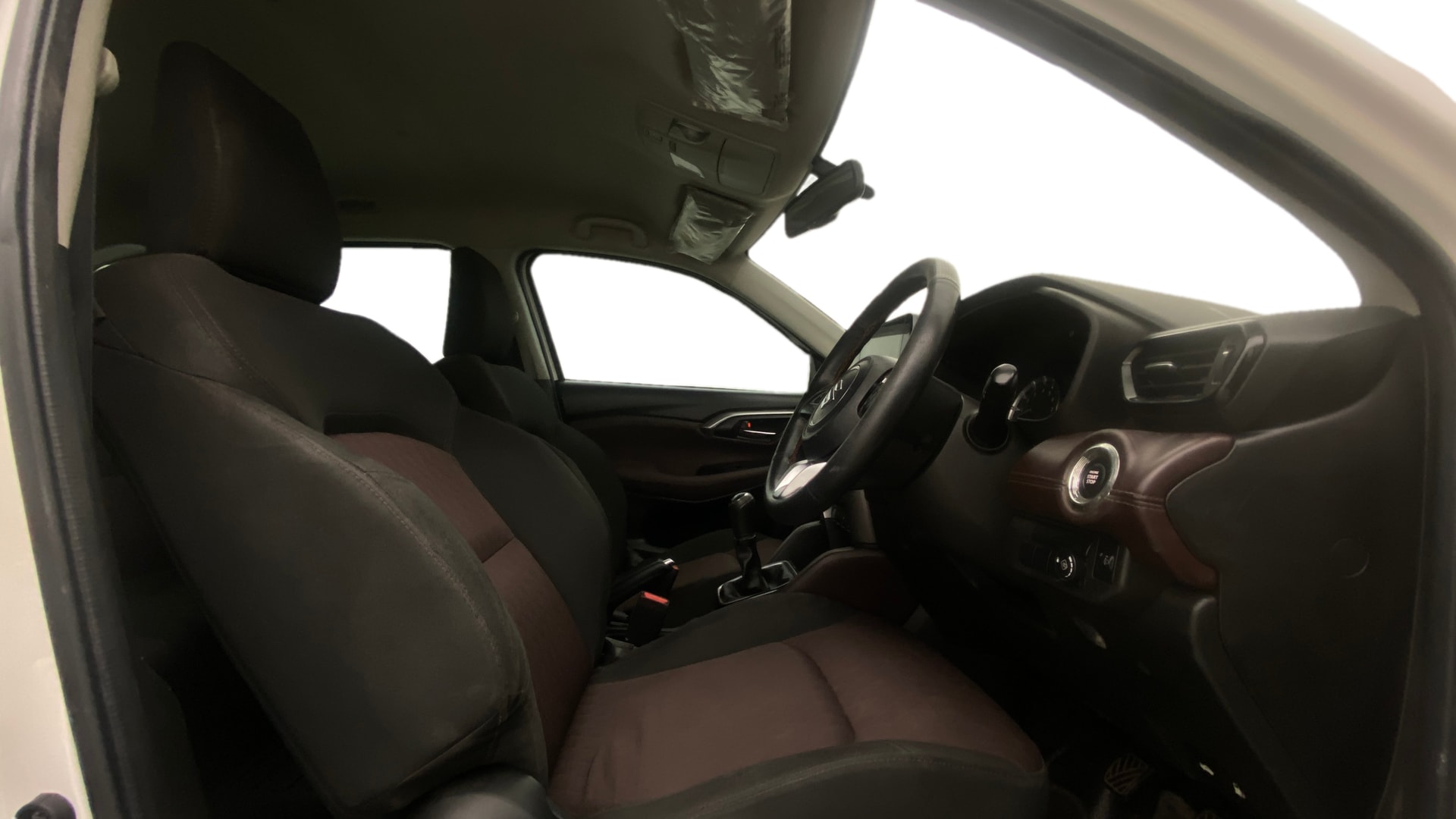 View 2023 Maruti Suzuki 1000 Base Variant Image 27 Used 2023 Maruti Suzuki 1000 Base Variant Image 27